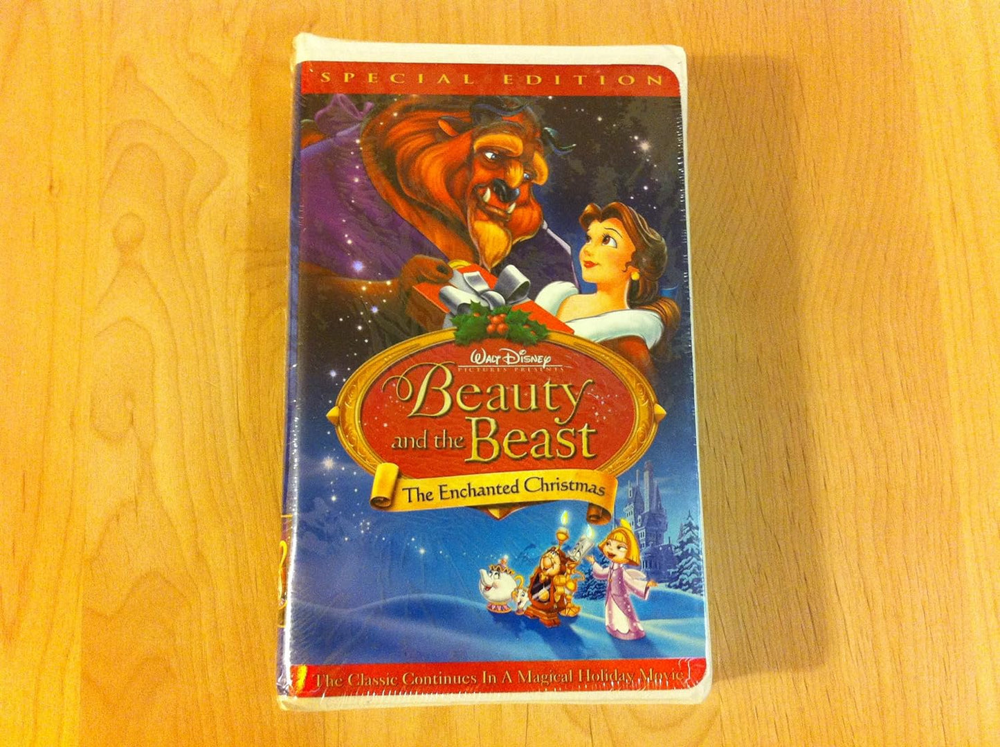 Beauty and the Beast - The Enchanted Christmas (Special Edition) [VHS]