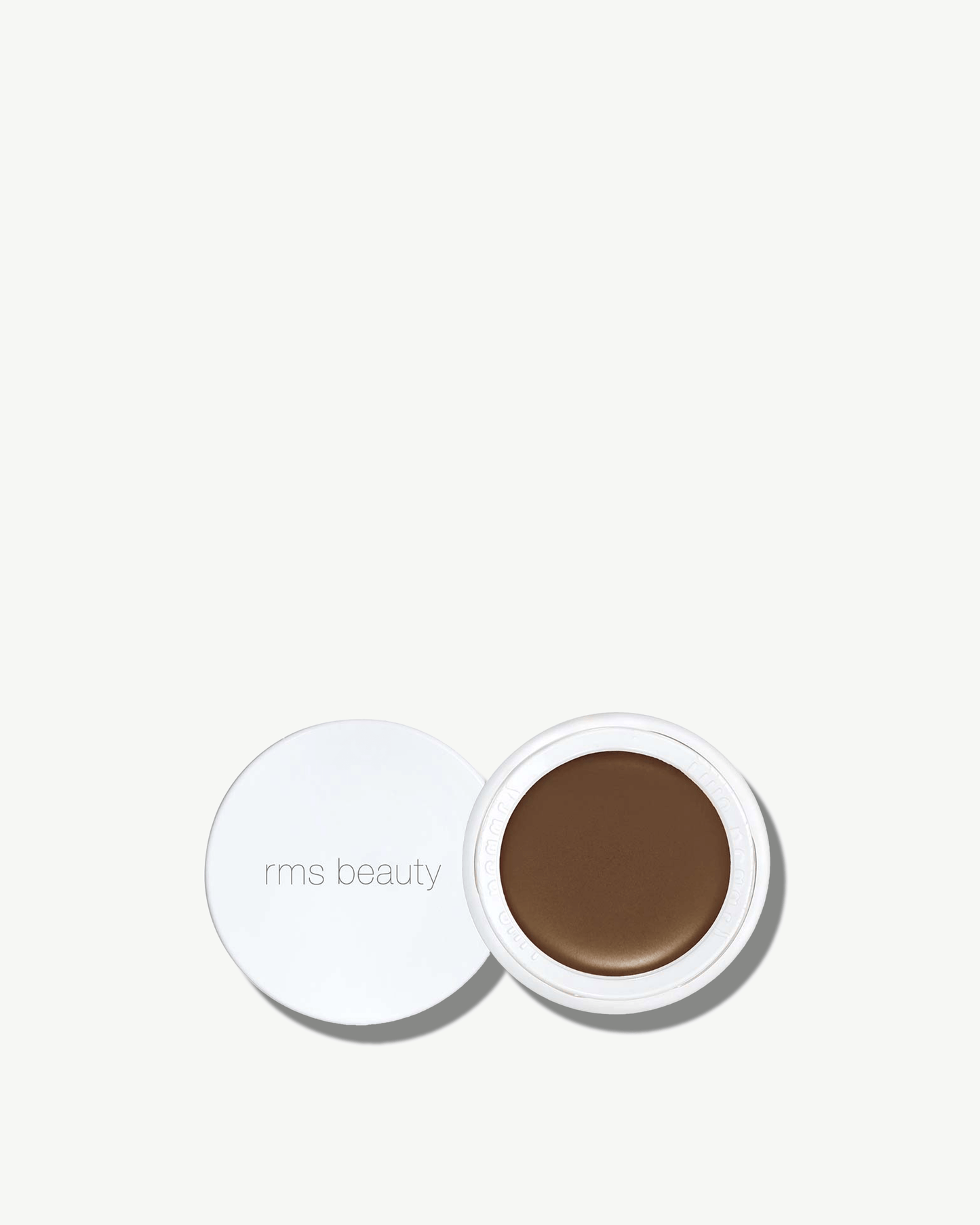 Shade 122 (for deep skin with cool undertones)